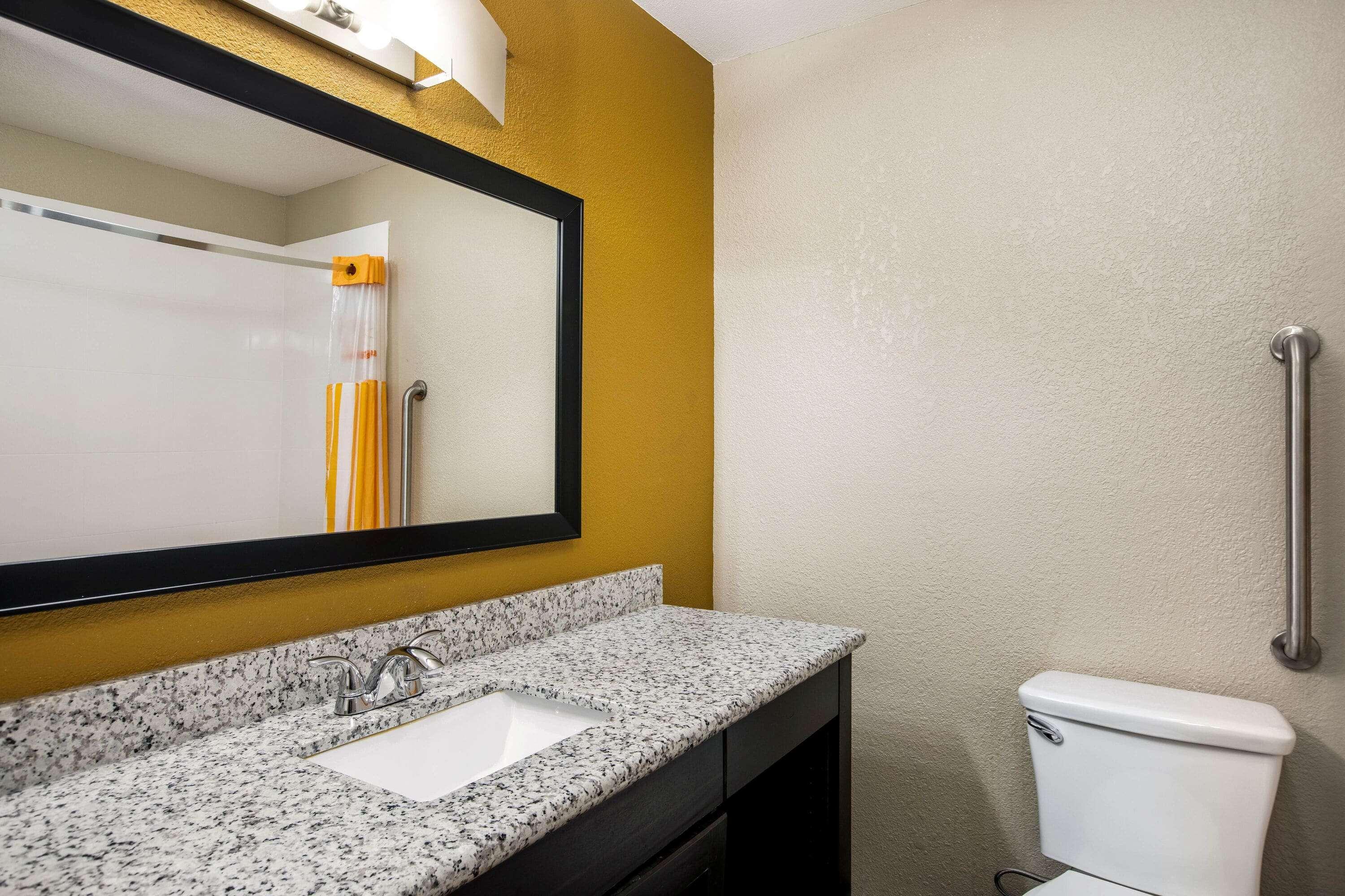 La Quinta By Wyndham Emporia Otel Dış mekan fotoğraf