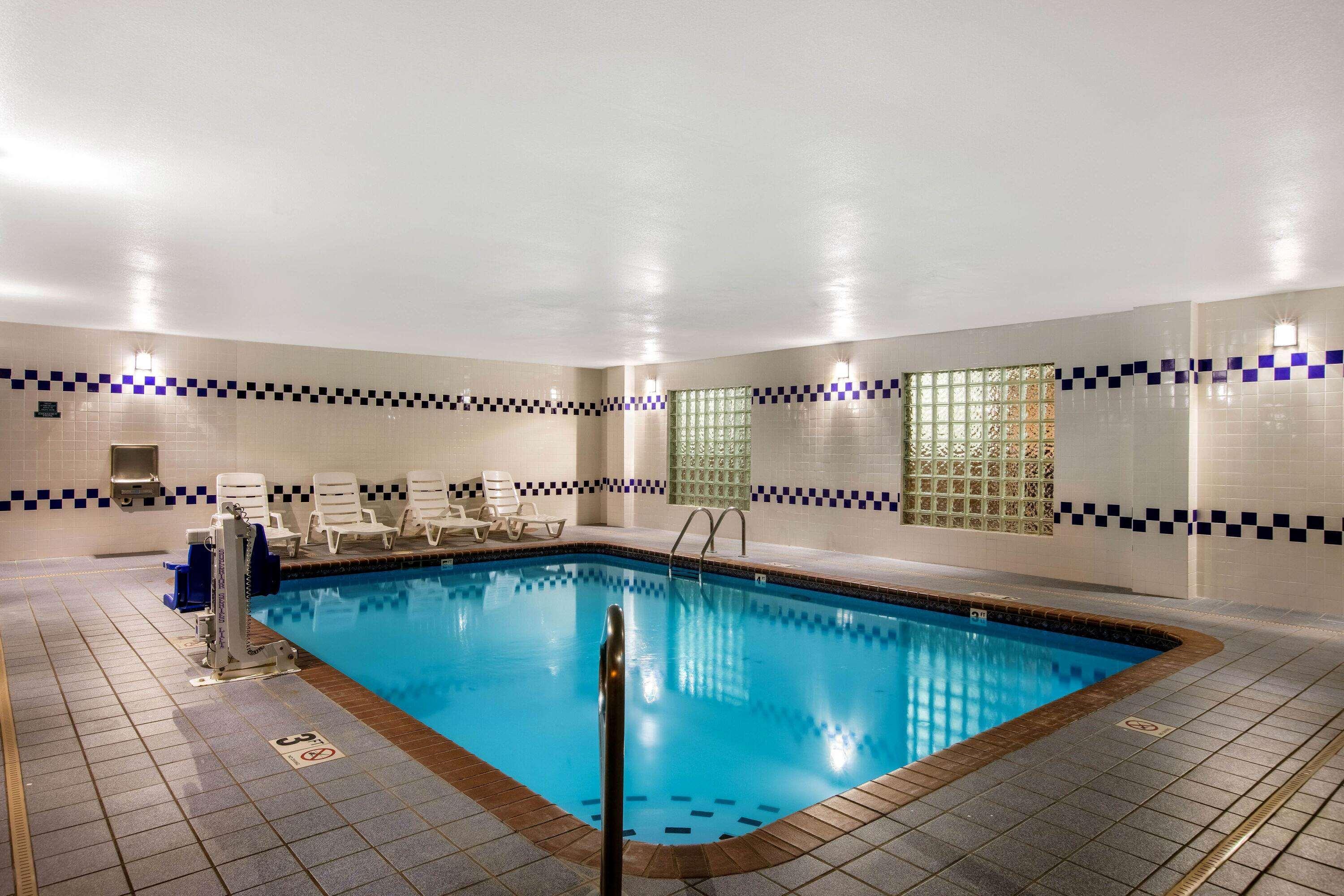 La Quinta By Wyndham Emporia Otel Dış mekan fotoğraf