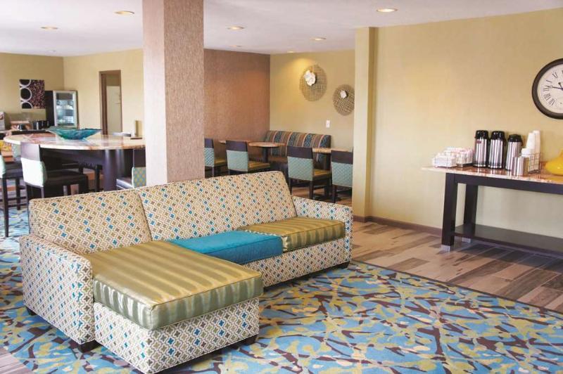 La Quinta By Wyndham Emporia Otel Dış mekan fotoğraf